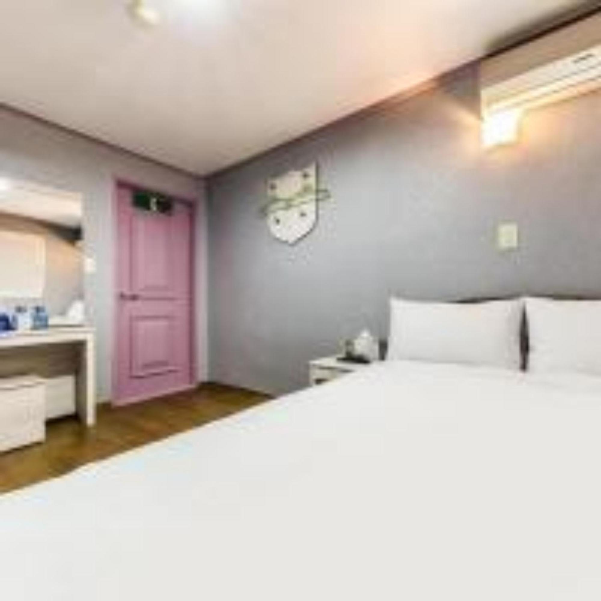 River Ks Hotel 2*